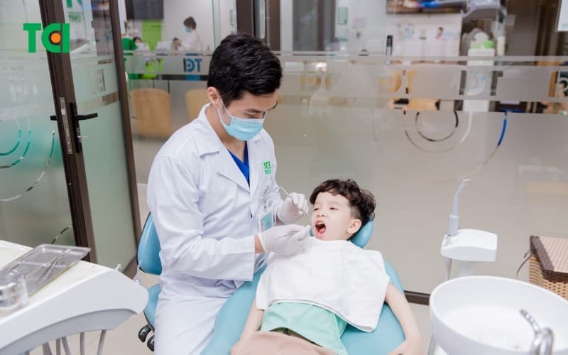 Điều trị răng sâu bị lồi thịt