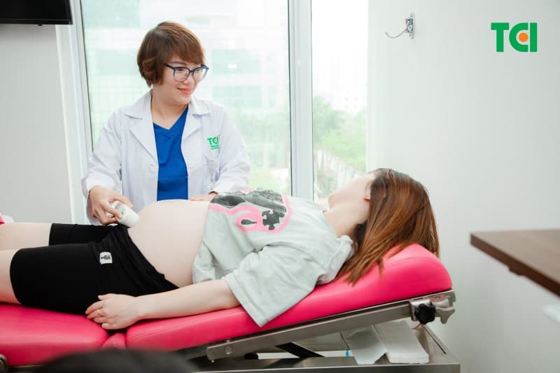 Khoa Phụ sản Thu Cúc TCI quy tụ đội ngũ y bác sĩ chuyên môn cao trực tiếp thăm khám cho bạn