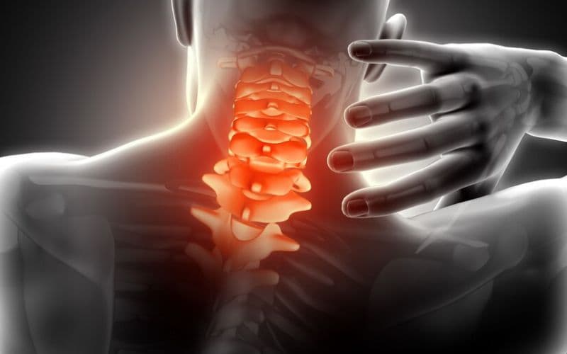 Thoái hoá đốt sống cổ gây đau nhức.