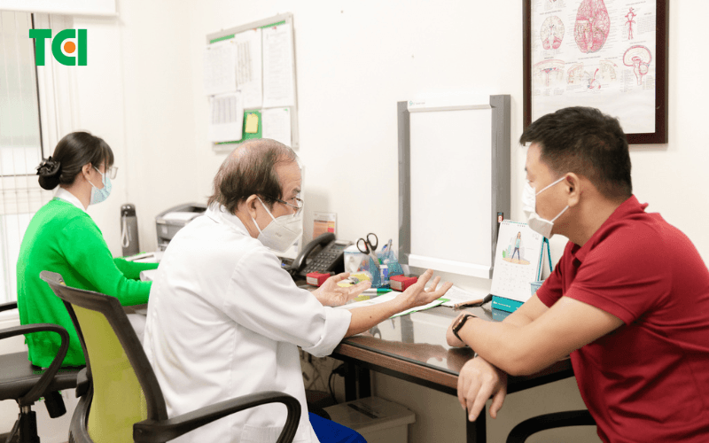 Điện tâm đồ block nhánh trái.