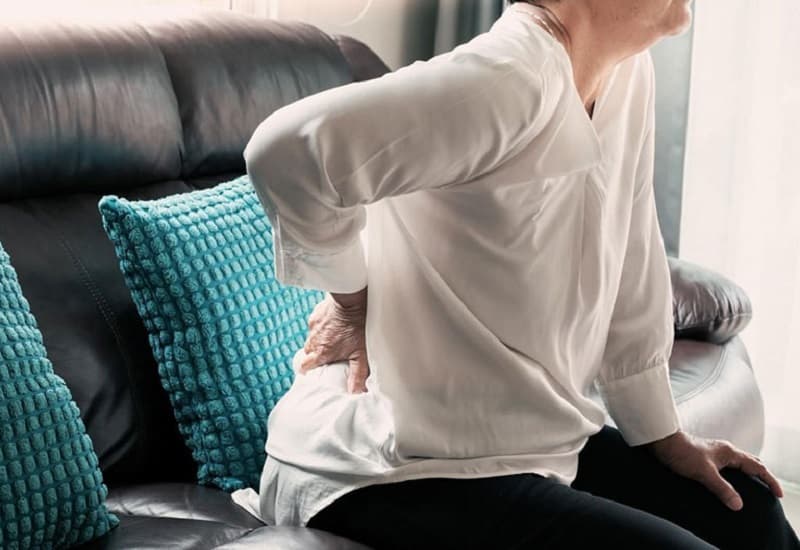 mổ thoát vị đĩa đệm xong vẫn đau có nguy hiểm không?