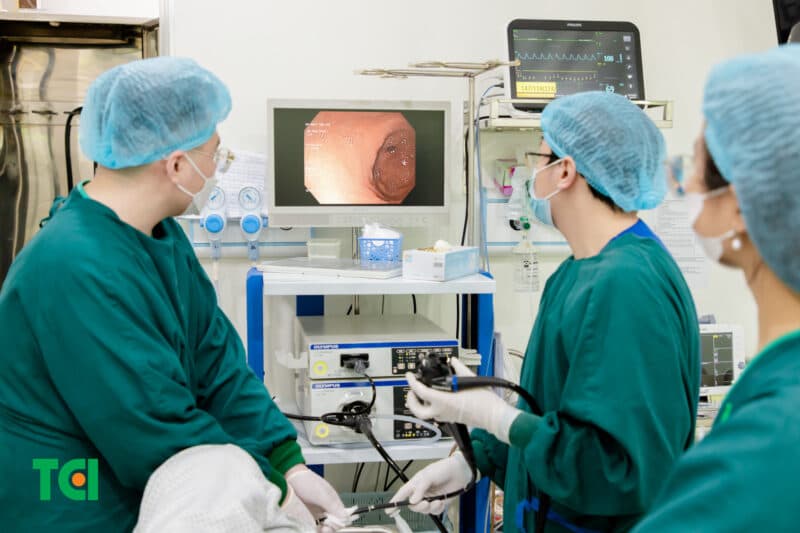 Lưu ý khi dùng Phosphalugel và dấu hiệu cảnh báo tăng axit dạ dày