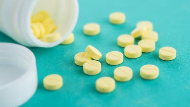 Meloxicam 15 mg và công dụng điều trị bệnh viêm khớp