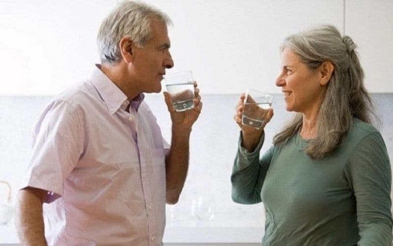 Thận trọng khi sử dụng cho người cao tuổi