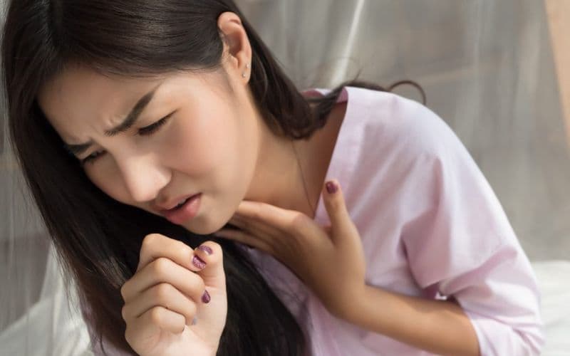 không nên sử dụng Metasone trừ khi được chỉ định để bổ sung cho điều trị kháng lao