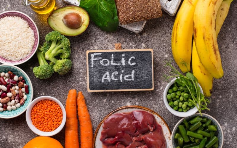 Hãy chủ động bổ sung axit folic để có một thai kỳ khỏe mạnh và an toàn.