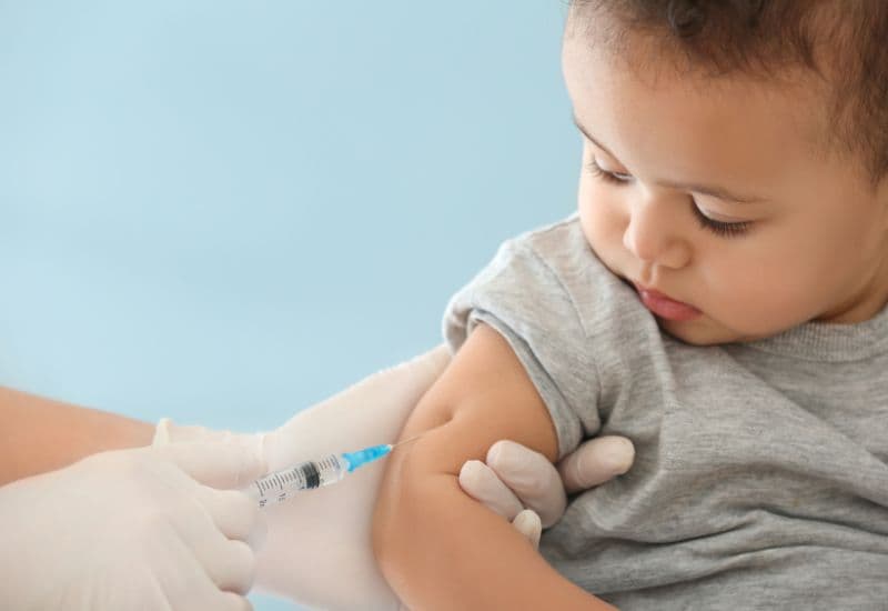 Tiêm chủng là phương pháp dự phòng thủy đậu đặc hiệu. 