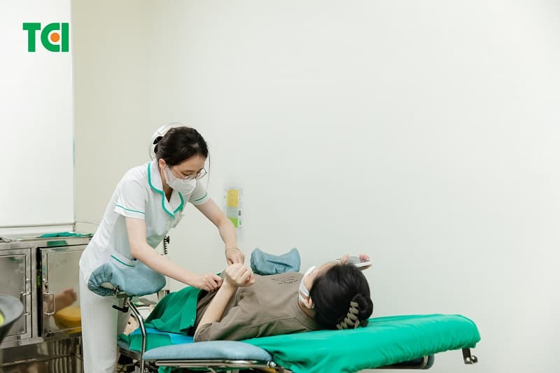 Mẹ nên khám thai trong 3 tháng đầu thai kỳ