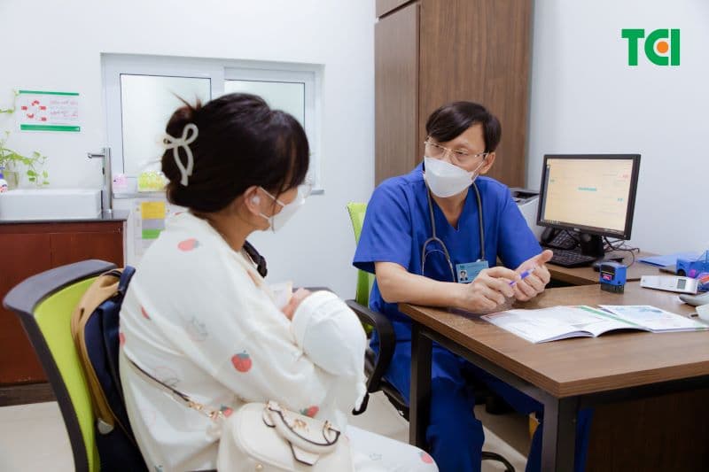 lịch tiêm chủng cho trẻ sơ sinh