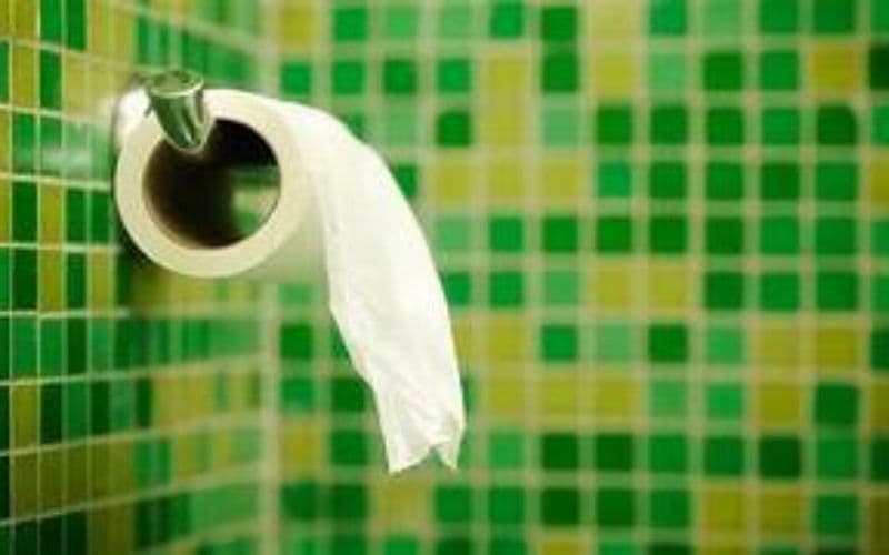 Trong quá trình sử dụng Midasol, có thể xuất hiện một số ít tác dụng phụ nước tiểu có màu xanh do hoạt chất xanh methylen