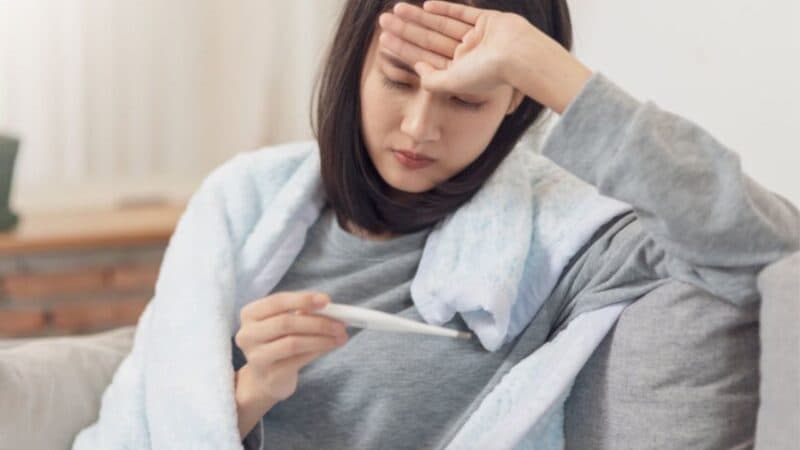 Paralmax có tác dụng hạ sốt hiệu quả.