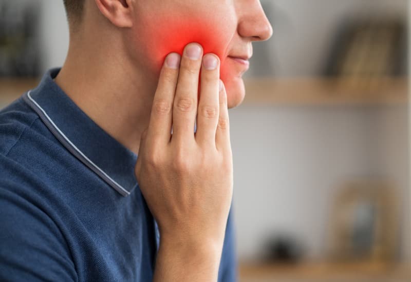 Giải đáp chi tiết thắc mắc: Có nên nhổ răng khôn không?