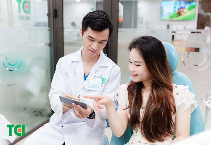 Hỏi/đáp dán sứ Veneer giá bao nhiêu 1 răng 