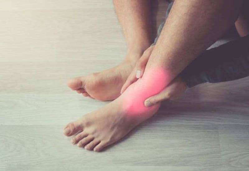 Dấu hiệu trật khớp cổ chân