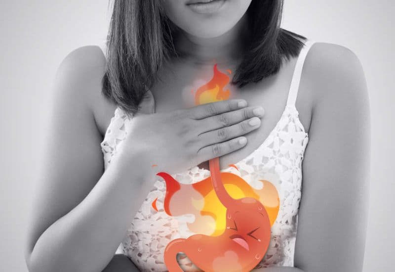 Ợ hơi nóng rát ở thượng vị là biểu hiện của bệnh gì?