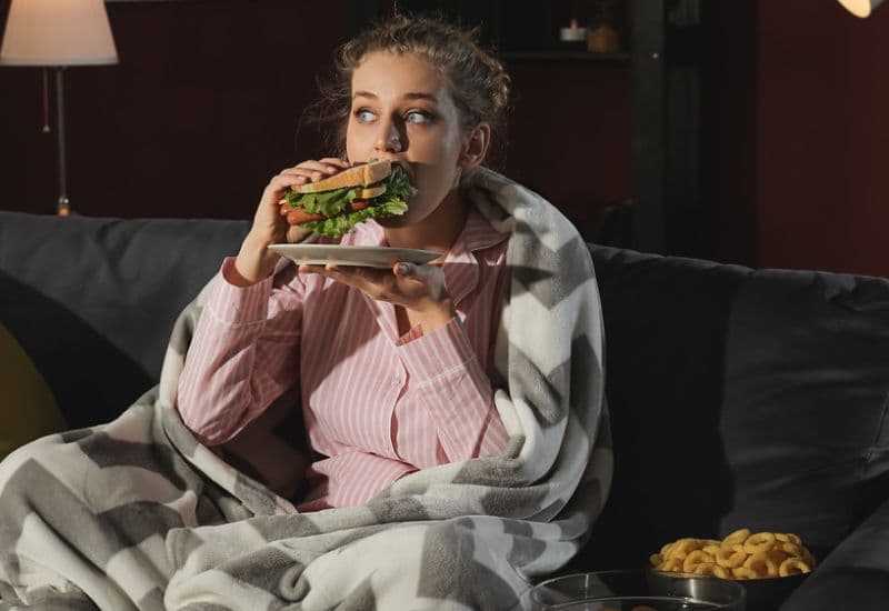 Nguyên nhân và Cách phòng tránh trào ngược dạ dày xảy ra