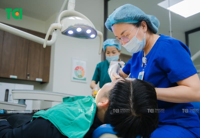 Chuyên gia chia sẻ: Quy trình điều trị tủy răng chi tiết