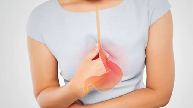 Lý giải trào ngược dạ dày gây đau rát ngực