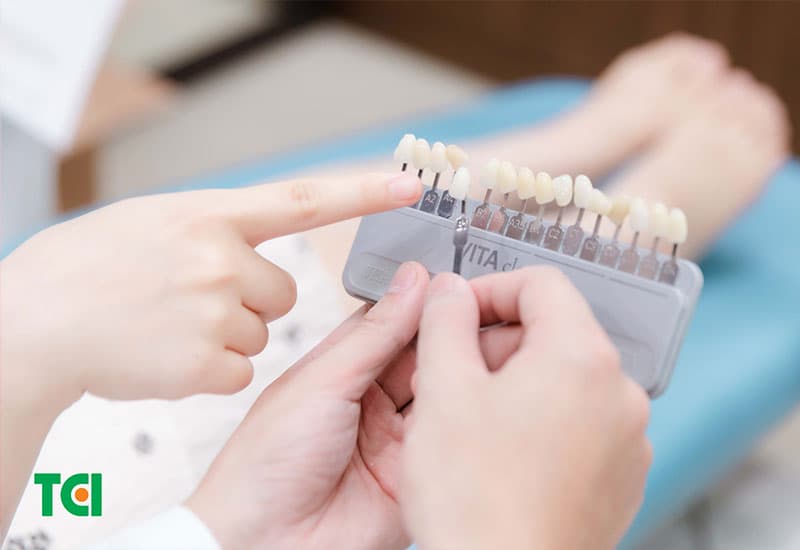 Bọc răng sứ hàm trên tại TCi