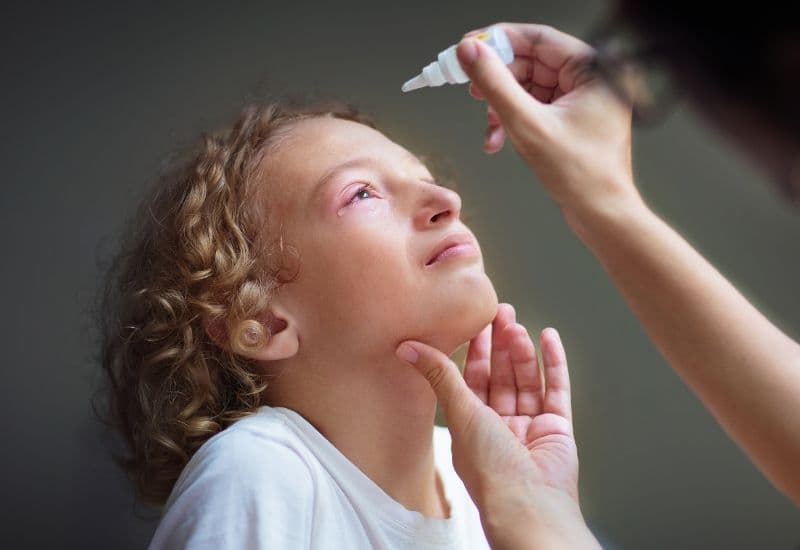 Những lưu ý quan trọng trong cách trị đau mắt đỏ