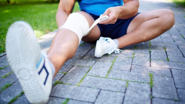 Những điều cần biết về gãy xương cẳng chân