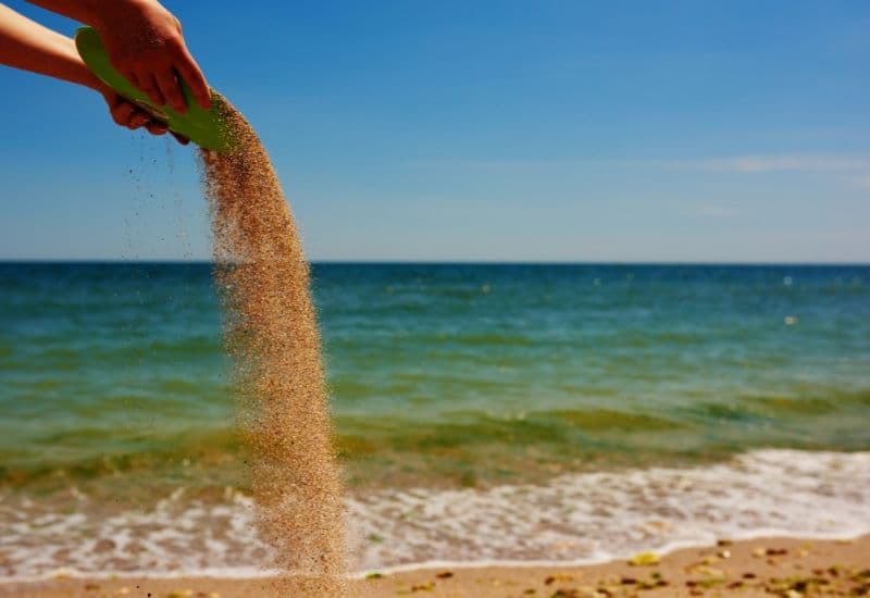 Trong mắt có hạt có thể là tình trạng mà trong mắt thật sự chứa dị vật.