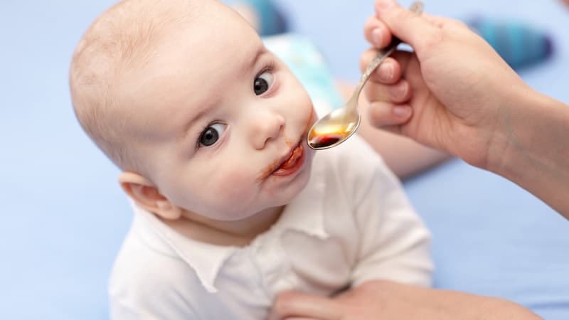 Trẻ nhỏ thường xuyên bị ho do viêm đường hô hấp