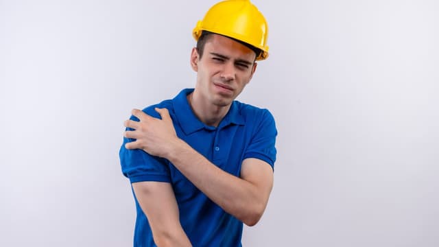 Gãy xương đòn: Nguyên nhân, triệu chứng và điều trị