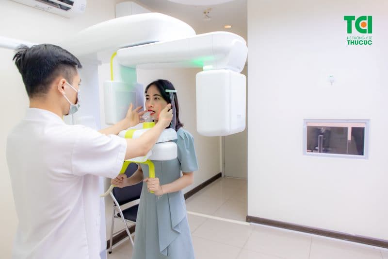 Chẩn đoán trước khi nhổ răng khôn là vô cùng cần thiết.