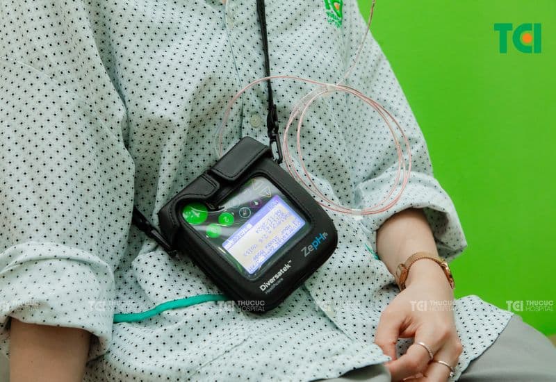 Đo pH trở kháng thực quản 24h cung cấp chi tiết các thông tin về mức độ trào ngược, tần suất, loại dịch trào ngược. Phân biệt trào ngược với các vấn đề sức khỏe gây triệu chứng tương tự trào ngược.