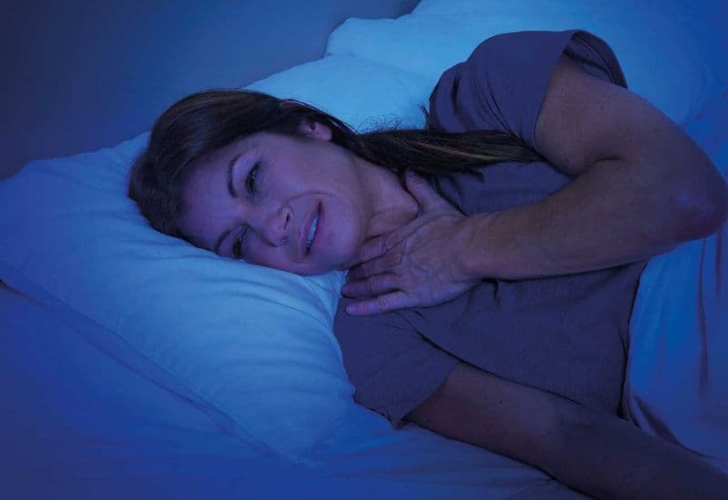 Ợ chua về đêm là gì?