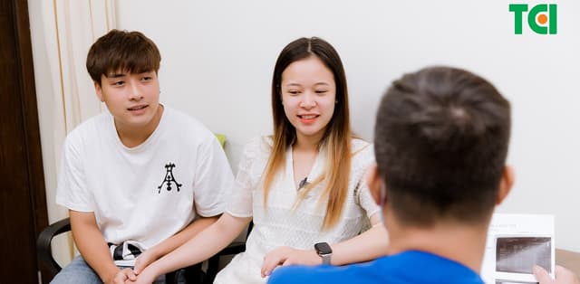 Những kinh nghiệm hay cho mẹ bầu lần đầu đến phòng khám thai