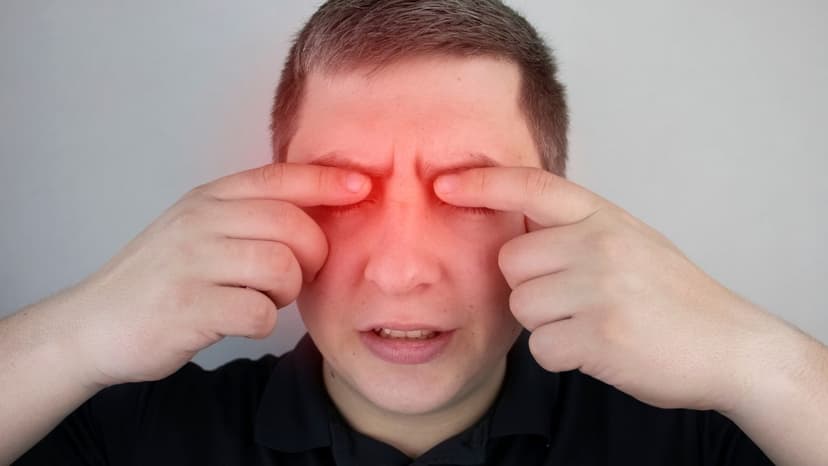 Nguyên nhân sưng đau mí mắt trên và cách điều trị