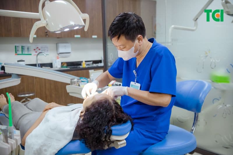 viêm nướu tụt lợi