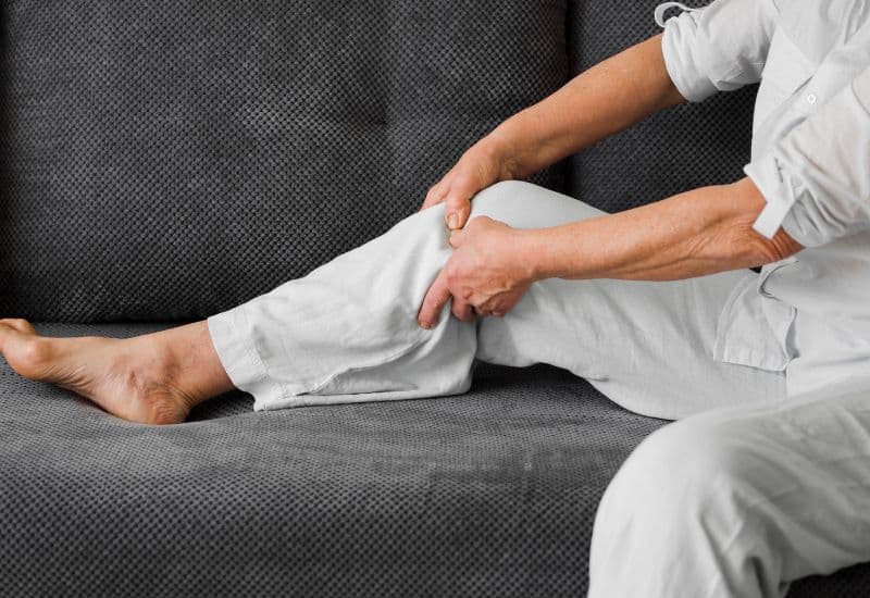 điều trị chấn thương phần mềm ở nhà 