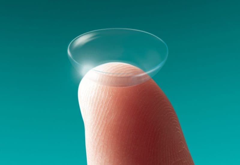 Nắm rõ nguyên nhân gây mắt đỏ khi đeo lens là rất quan trọng.