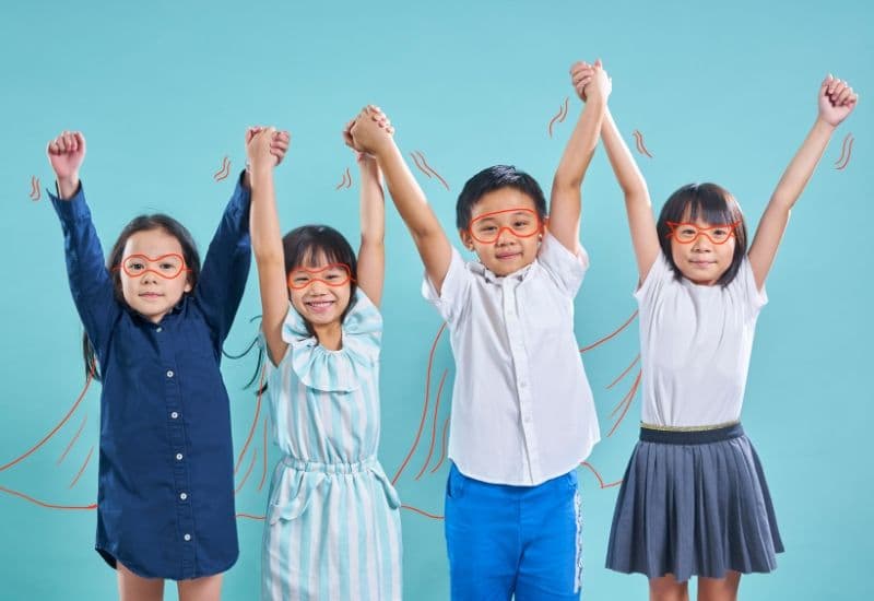 Tại Việt Nam, tình trạng còi xương vẫn còn khá nhiều.