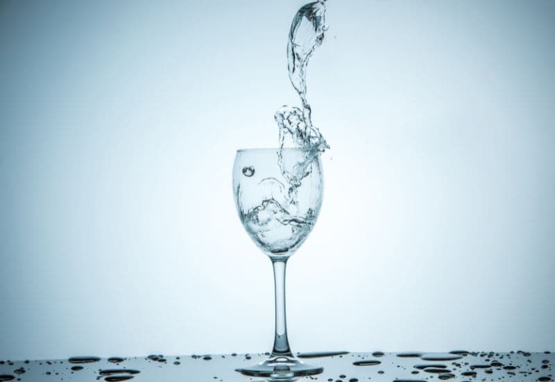 Cách xử trí khi cần tiêm vắc-xin khi đang sốt