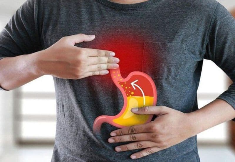 Nguyên nhân nào gây ra hiện tượng ợ hơi liên tục?