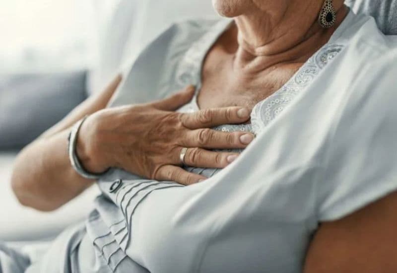 Tác động tiêu cực của ợ chua xảy ra ban đêm