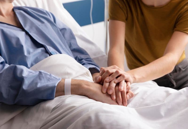 Phản ứng dị ứng nghiêm trọng là một trong những rủi ro nghiêm trọng nhất. 