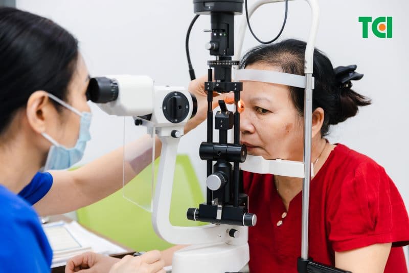 phẫu thuật mắt sụp mí