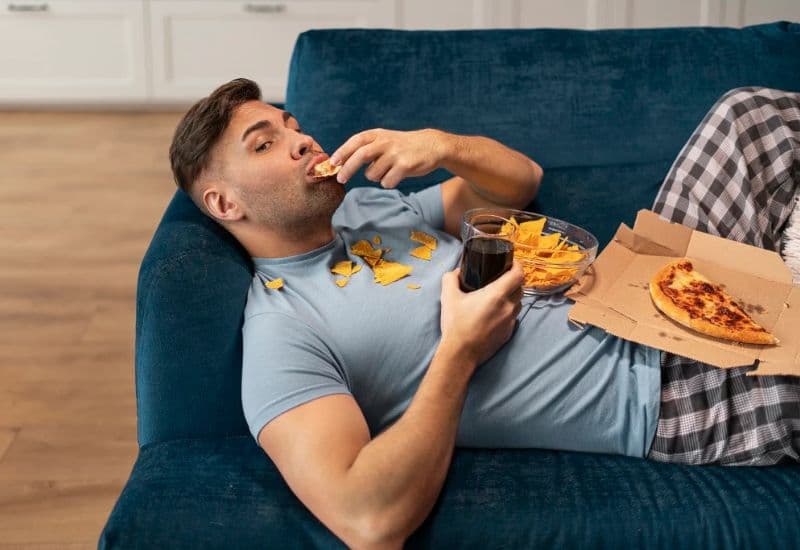 Khoảng cách thời gian giữa các bữa ăn ảnh hưởng đến ợ hơi sau ăn