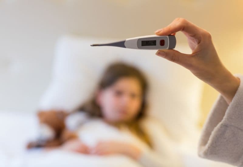 Giải đáp chi tiết thắc mắc: Tiêm vắc-xin mà không sốt thì có hiệu quả không?