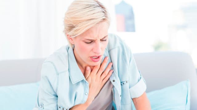 Trào ngược dạ dày gây mệt mỏi? Nguyên nhân do đâu?