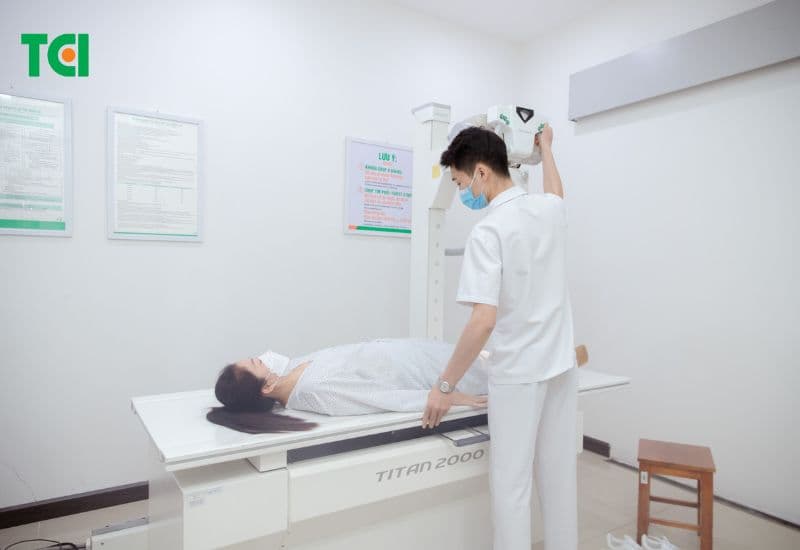 chẩn đoán trật khớp gối nhẹ