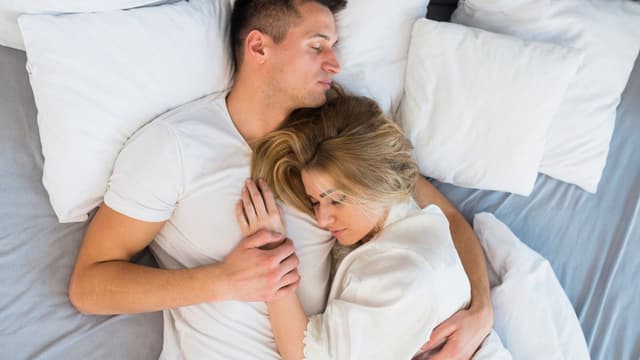 Tìm hiểu về vấn đề có được quan hệ sau khi tiêm vắc-xin không