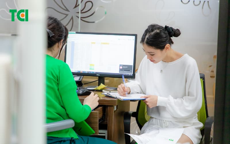 tác dụng phụ của Cyclogest 400mg