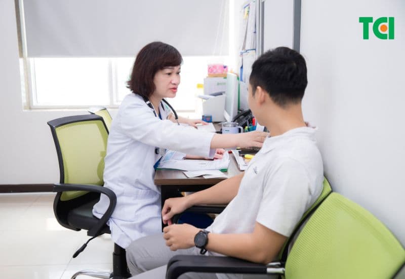 khám và điều trị u mỡ ở cổ 