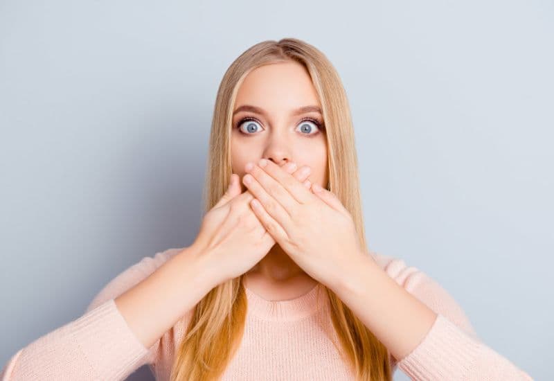 Ợ chua và nấc cụt là những triệu chứng tiêu hóa thường gặp ở nhiều người